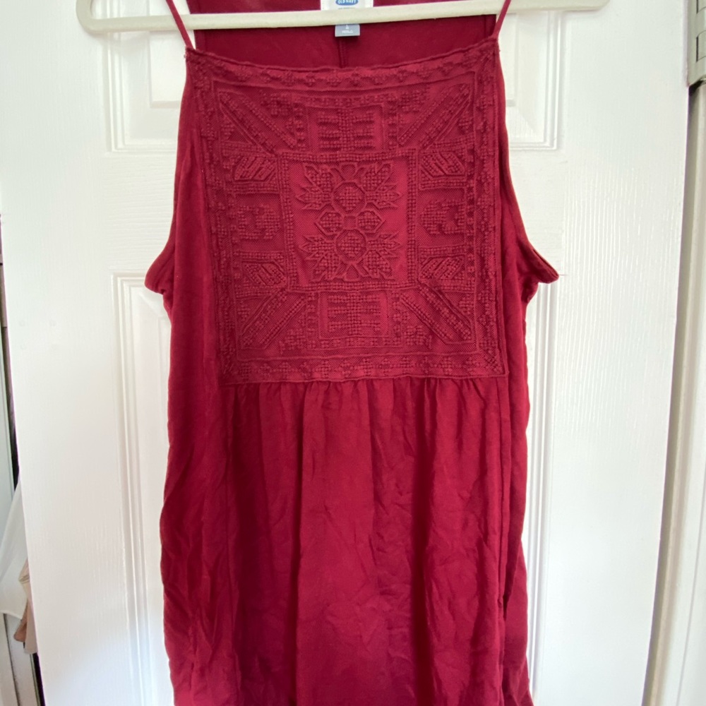 Dark red Old Navy spaghetti strap tank